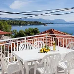 Apartment Dado *